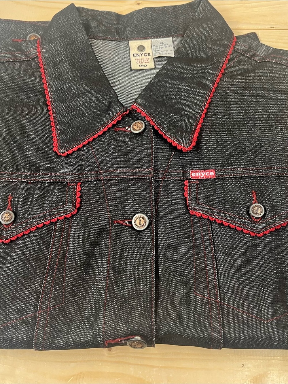 ✨ Vintage Y2K Enyce Denim Jacket with Red Crochet Trim -Like NEW. Ladies XL